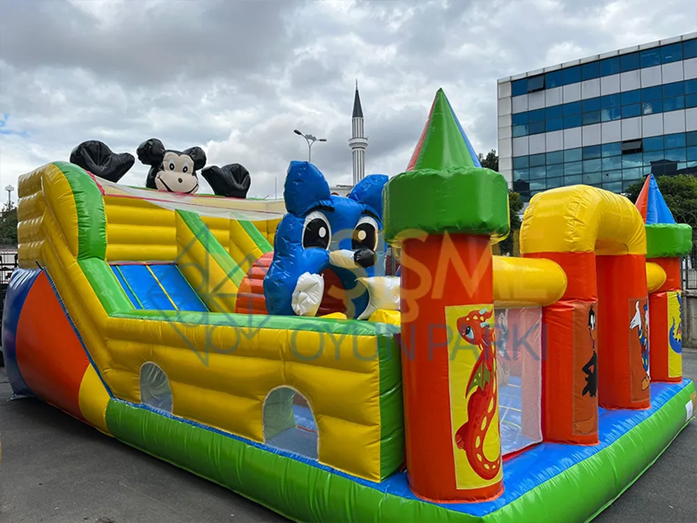 23 Nisan Okul Kutlamalarında Şişme Oyun Parkı ile Eğlenceyi Artırın