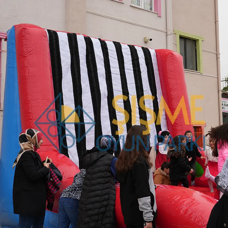 Şişme Zıpla Yapış