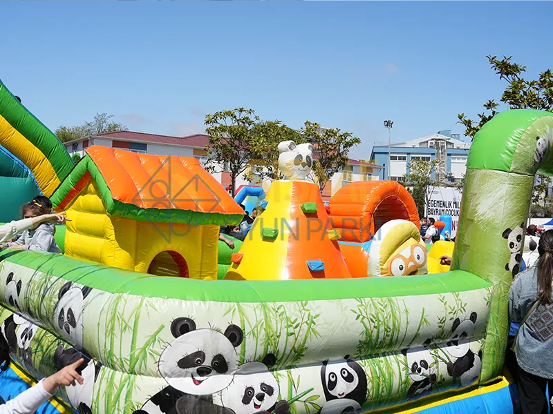 Şişme Panda Oyun Evi